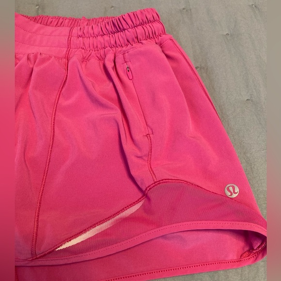Lululemon Hotty Hot shorts - Picture 12 of 12